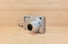 Pentax Optio S5i Digital Camera 5.0MP / Silver / Ultra Compact / Tested