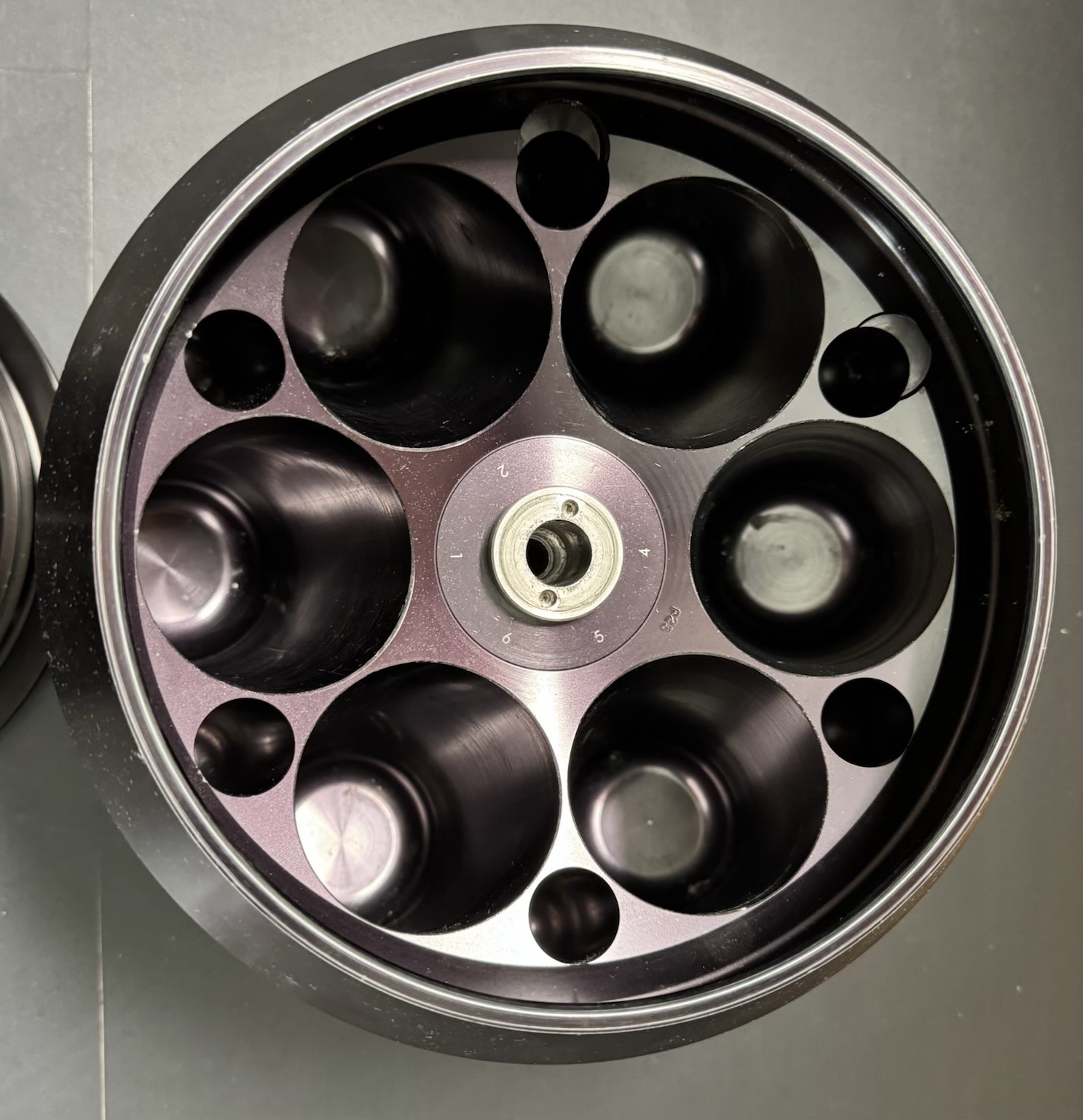 Sorvall SLA-3000 Superlite Festwinkelrotor • 6 × 500 mL • für RC-Zentrifugen – Bild 3