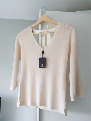 Massimo Dutti creme ecru geripptes V-Ausschnitt Top mit offener Fliege hinten _ Größe XS _ neu mit Etikett