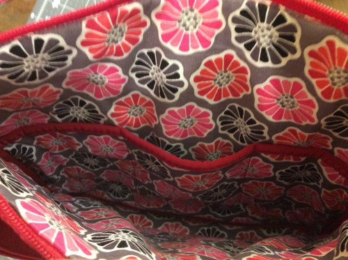 Vera Bradley Umhängetasche rot Baumwolle mit Blumenfutter - Bild 7 von 8