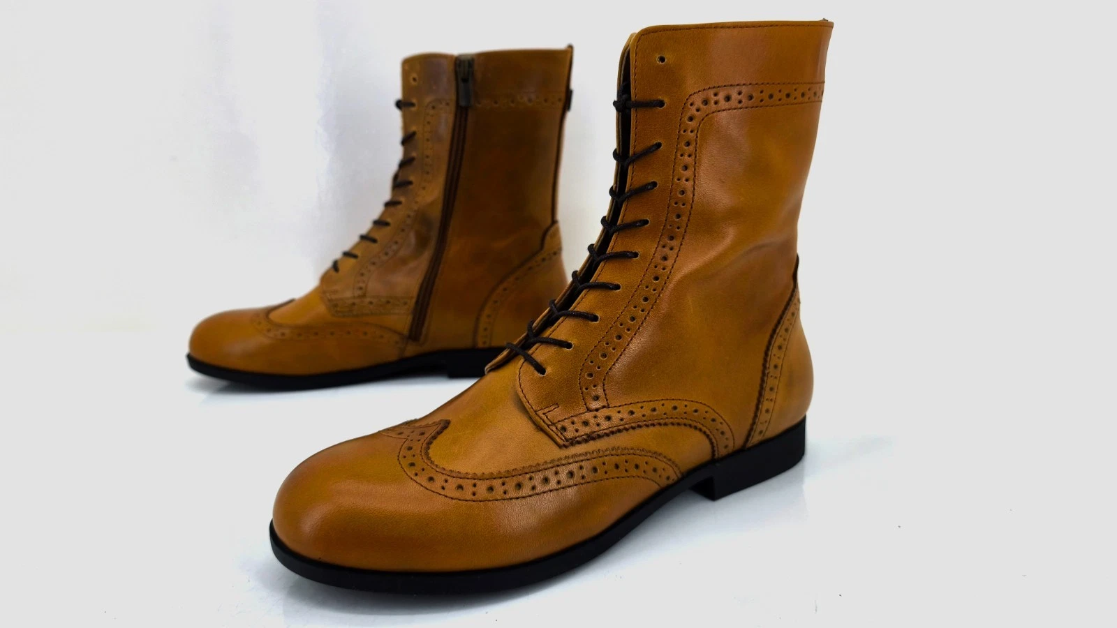 PRADA Damen Brogues Grau-Weiß Gr 39