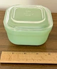 Oven Fire King Ware Small Refrigerator Jadeite Dish w/Clear Lid Early MCM