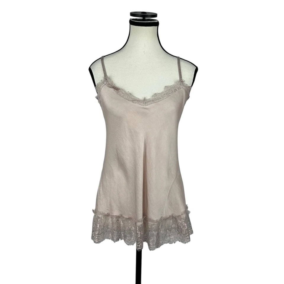 Top Camisola con ribete de encaje XS Rosa Cami Tanque Romántico Coqueta Suave Niña Ropa de estar Foto 2 de 4