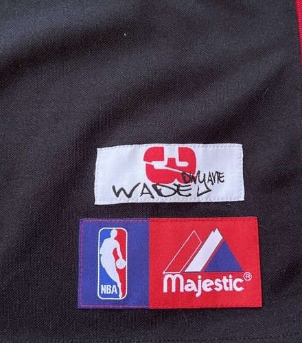 Dwayne Wade #3 Miami Heat Majestic NBA Sewn Jersey Back Photo Image Kids Large - Picture 3 of 9