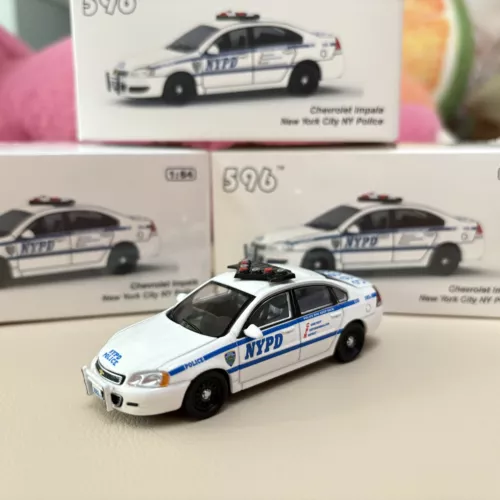 596 Model 1/64 Chevrolet Impala New York City NY Police Car Model - Picture 1 of 5