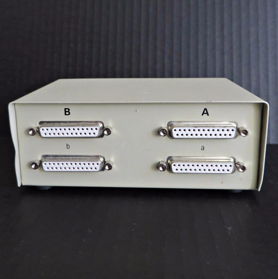 COMPU KIT DB-25 4 PORTS FEMALE MANUAL CROSSOVER DATA SWITCH METAL CASE 04442 - Image 3 of 4