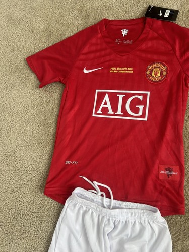 Ronaldo #7 Manchester United Jersey And Shorts. Youth Small. Brand New W Tags - Picture 3 of 7