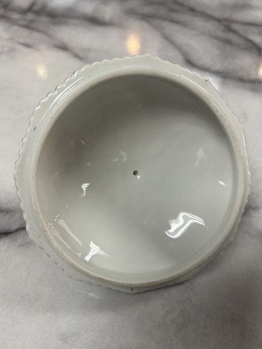 Nymphenburg Pearl King 4.25” Sugar Bowl With Lid - Picture 6 of 8