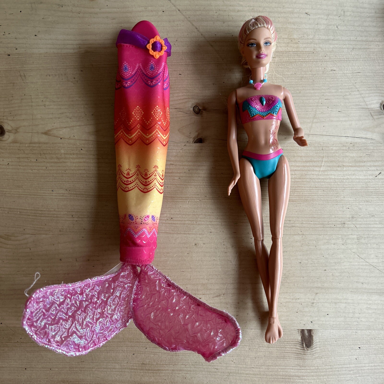 Barbie a Mermaid Tale Merliah Transform Doll Mermaid Tail to