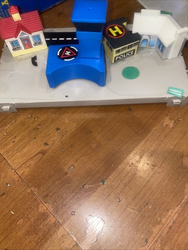 Micro Machines Super City Toolbox Playset w/Box and Instructions - Galoob 1988 - Picture 3 of 20