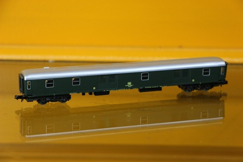 Rivarossi N 9529  Gepäckwagen DB Epoche 4 | Zustand: Neu