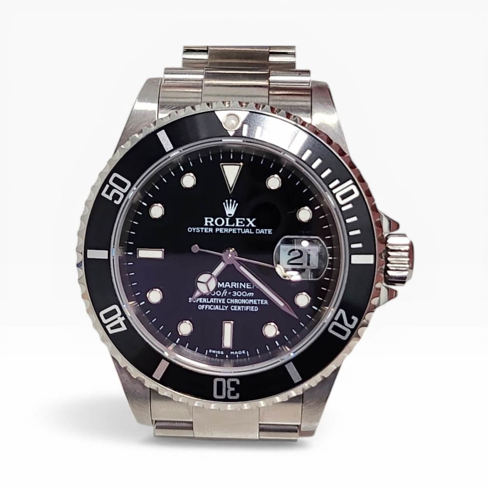 Mint Rolex Submariner 40 mm Sapphire Steel Black Watch 16610 Y Series 2001