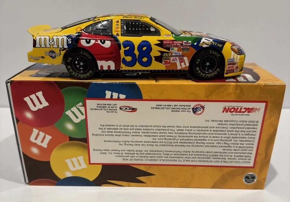 Lote de 2 coches NASCAR de acción edición limitada M&M escala 1/24 Elliot Sadler #38 Foto 4 de 4