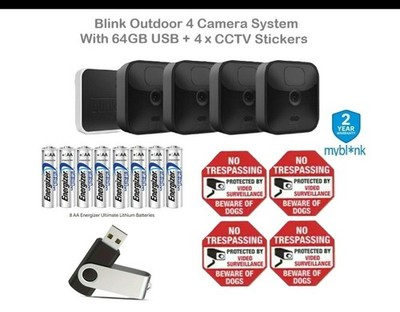 Blink Outdoor Vier Kamerasystem + Sync Modul + 64GB + 4 rote CCTV Aufkleber
