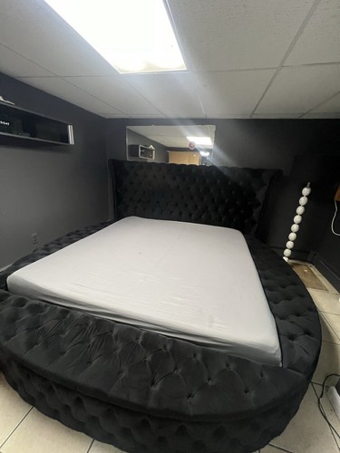 Elizabeth Upholstered Velvet Round Storage King Size Bed in Black Color