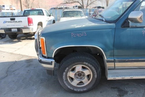 Passenger Right Tail Light Fits 90-00 CHEVROLET 2500 PICKUP 588739 - Picture 5 of 12