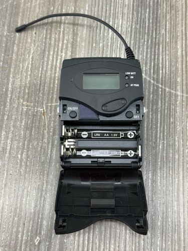 Sennheiser SK 100 G4 Wireless Bodypack Transmitter A Band 516–558 MHz - Picture 5 of 8