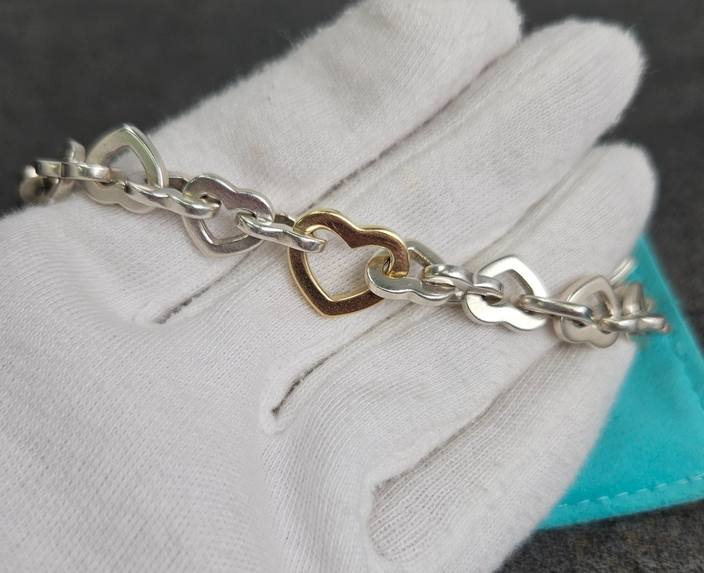 Tiffany & Co 18K Yellow Gold & 925 Sterling Silver Love Heart Link Bracelet 7.5"