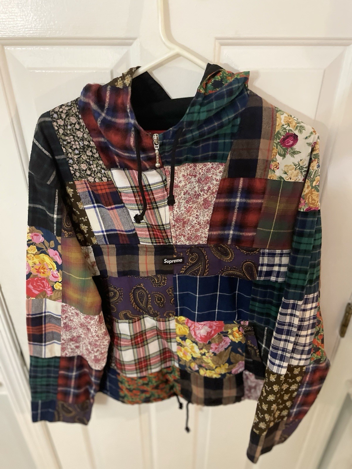 Size Large Supreme FW16 Patchwork Set Anorak & Sw… - image 8