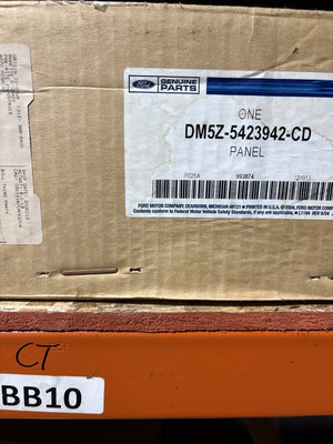 2012-14 Ford Focus Front RH Pass Side Interior Door Card Panel DM5Z-5423942-CD