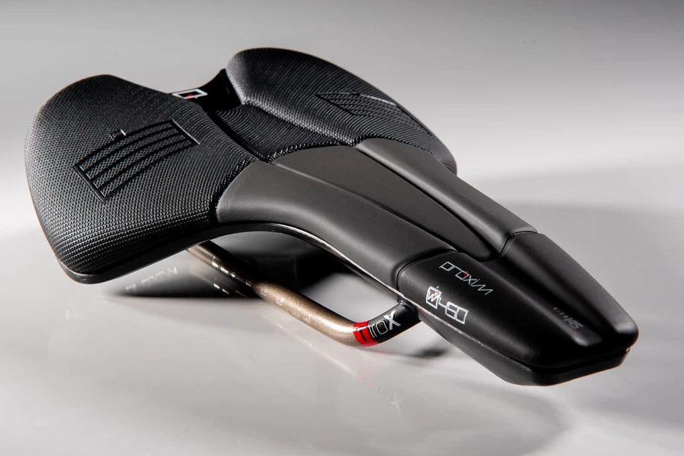 Unisex's Proxim W450 Performance Tirox e-Bike Saddle Black 155mm - Image 4 of 4