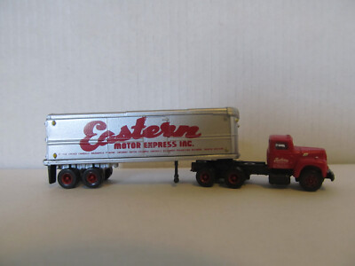 TMT -  IH R-190 Tractor / 32' Aero-Van Trailer Set  (Eastern Motor Express Inc.)