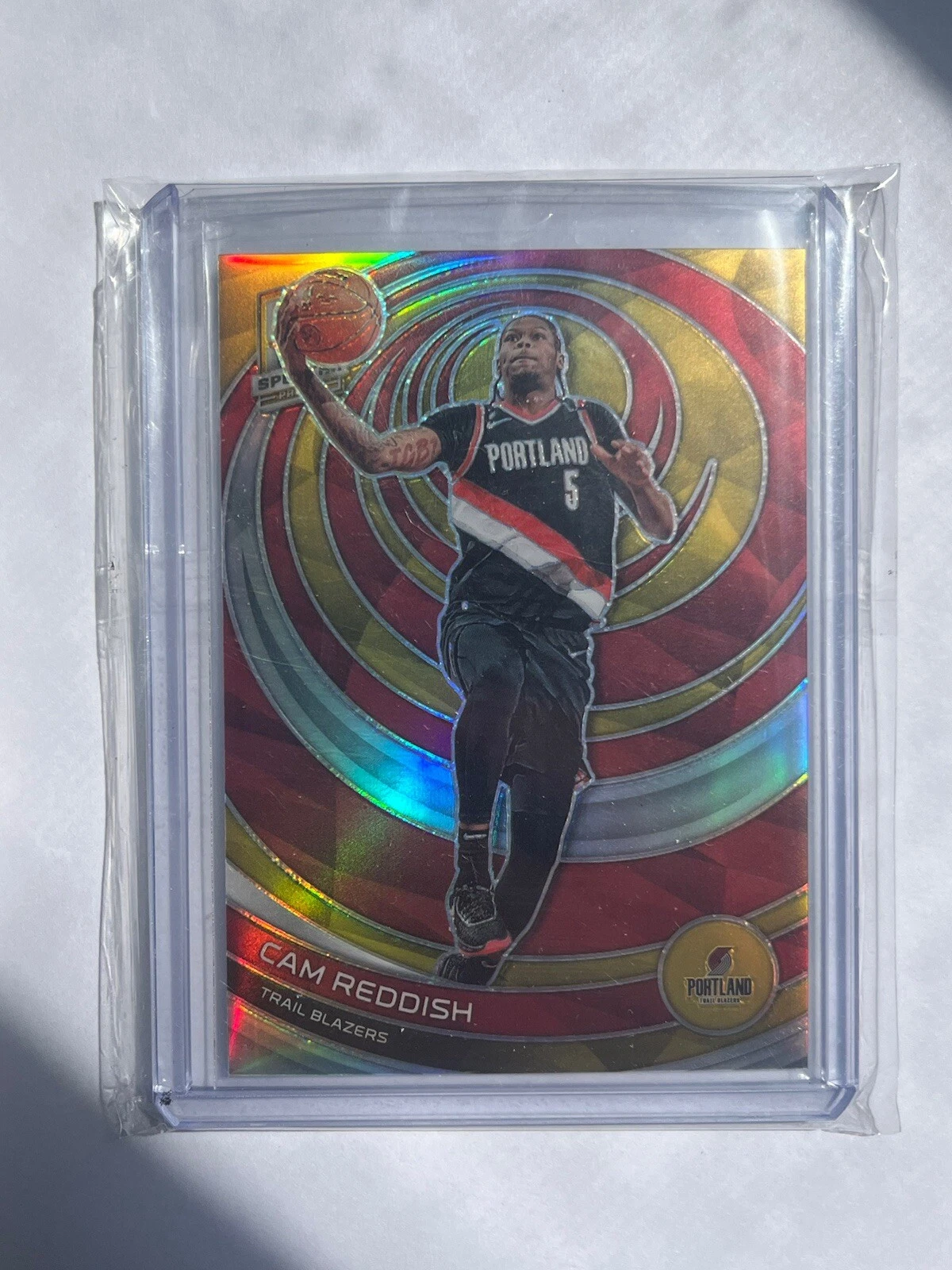 Cam Reddish 2022-23 Panini Spectra No. 75 Numbered /10