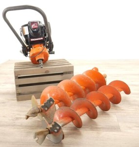 General Equipment 242H 1-Man Hole Digger with 6" or 8" Bit- Honda Engine