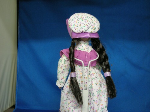 Country Collectible porcelain dolls with stand 8 1/2" tall by Russ Berrie & Co. - Picture 7 of 7
