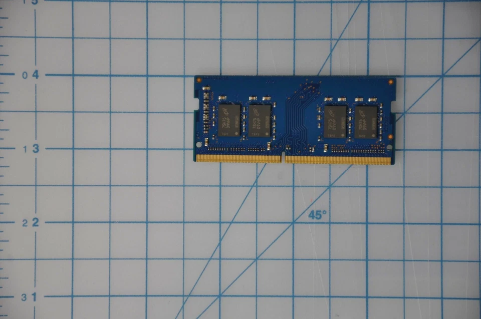 LENOVO 8GB DDR4 2666 MHz Memory 01AG818 - Image 2 of 2