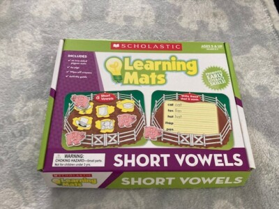 Learning Mats: Short Vowels (Learning Mats) by Scholastic
