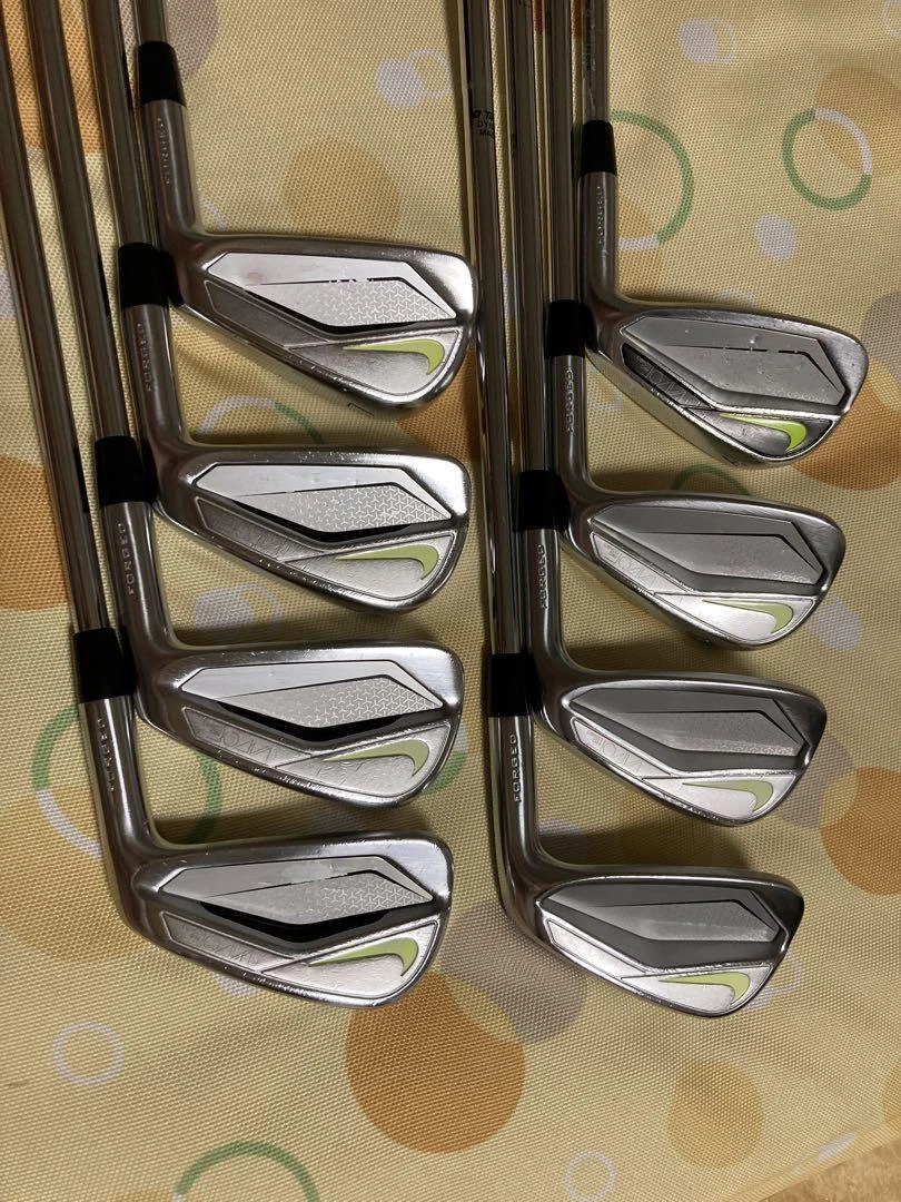 NIKE VAPOR PRO COMBO Iron Set 4-9,Pw,Aw 8pcs Dynamic Gold Flex-S Golf Clubs