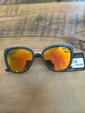 Foster Grant Cat Eye Black  Gold Sunglasses SIA NWT 100 UVA-UVB Mirror Lenses