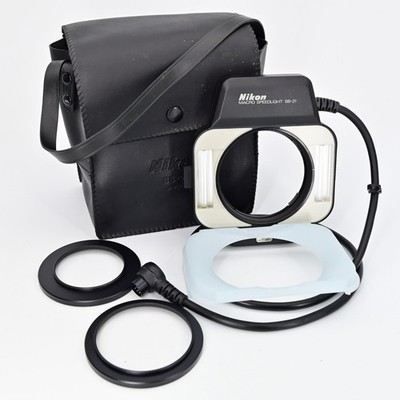 Nikon SB-21 Macro Speedlight Flash Head, SS-21 Case & Rings + SW-8 Diffuser