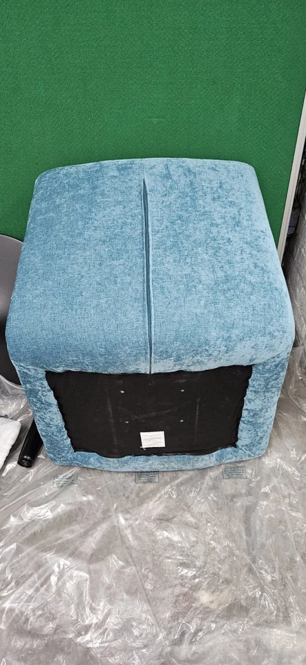 Mantis Accent Swivel Chair New Sky Blue - Image 3 of 3