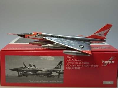 Herpa Wings U.S.A.F. Convair XB-58 Hustler, B-58 Test Force, 573160, 1:200