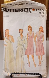 Set D Banchera Da Notte Con Rcamo Floreale Da Donna Set D