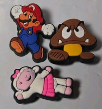 Super Mario Bros  Lambie Charms Crocs Bracelets Backpacks Shoes Lot Of 3 NWOT