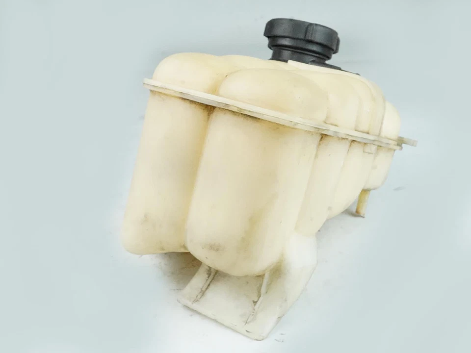 2000 - 2004 Land Rover Discovery Coolant Reservoir Bottle Fluid Tank Unit Oem Foto 3 de 4