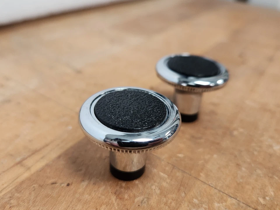 Buick Riviera 1968 1969 radio perillas exteriores par OEM GM cromo negro Foto 4 de 4