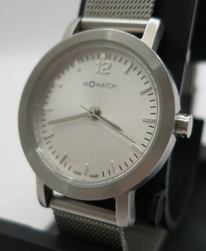 Reloj de cuarzo suizo plateado para mujer M Watch by Mondaine - A672 30299 - Batería nueva Foto 3 de 4