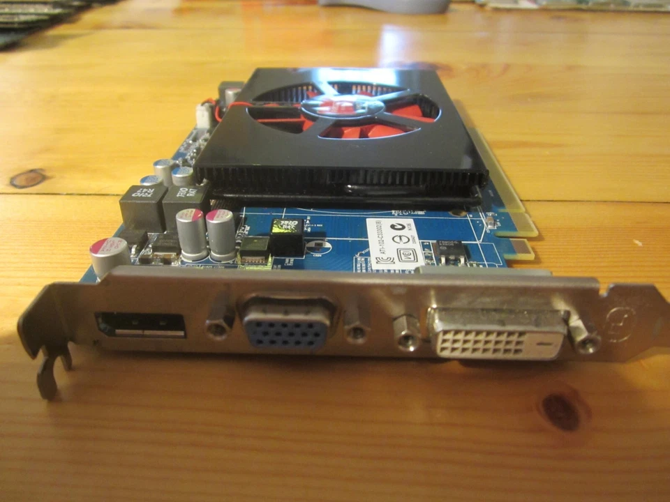 DELL WX52N AMD Radeon HD6670 1GB GDDR5 0WX52N VGA DVI DP Video Card - Image 2 of 4