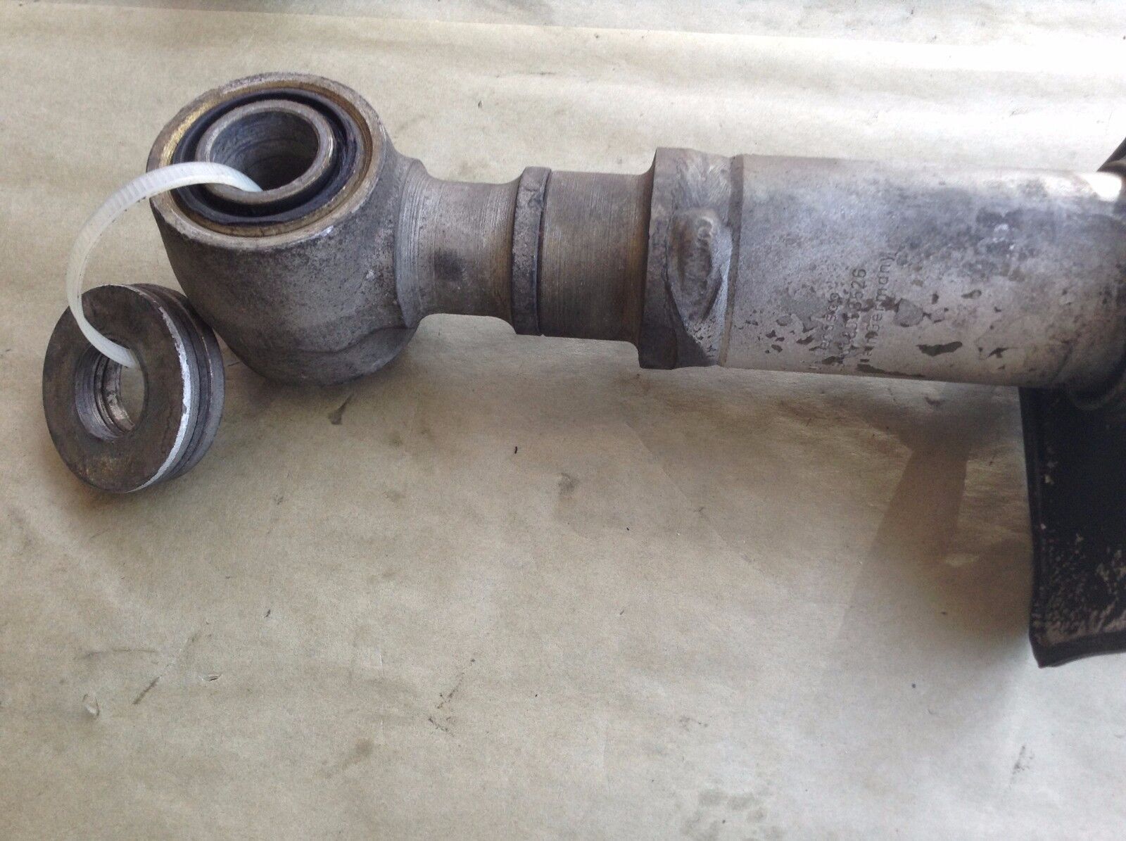 ROLLS ROYCE SILVER SPUR FRONT BUMPER SHOCK left or right UR22038
