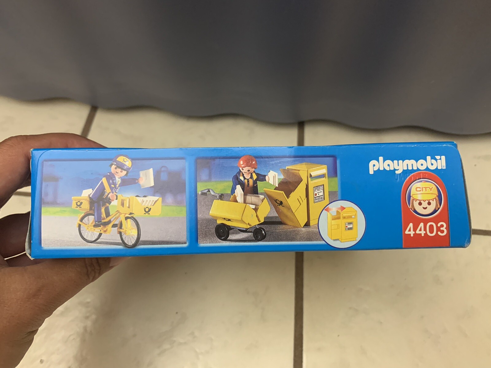 playmobil mail truck