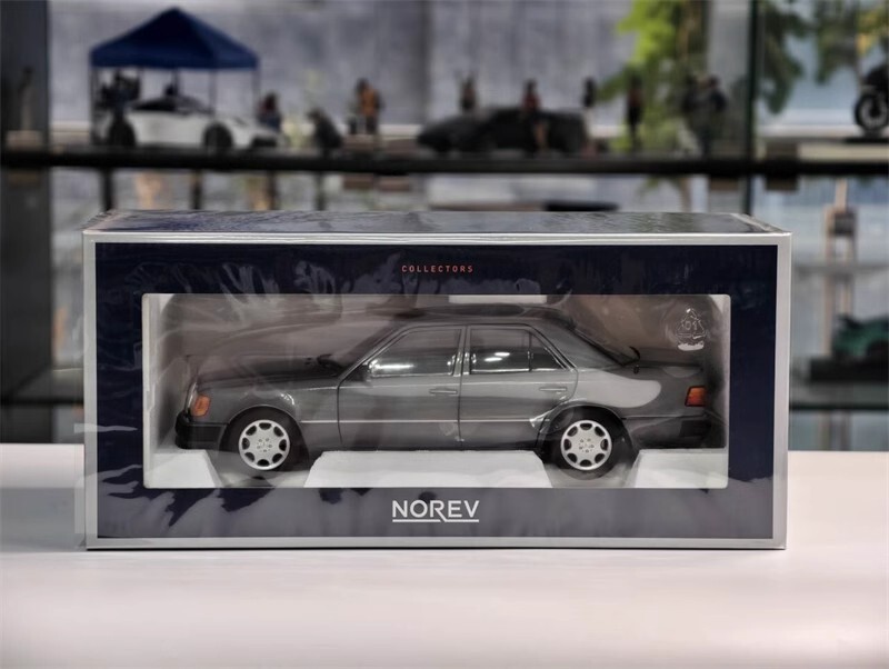 201-012 ノレブ 1/18 メルセデスベンツ 500 E 1990