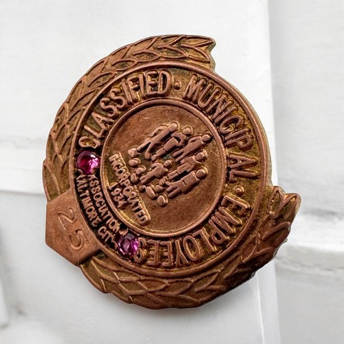 Baltimore Maryland Vintage Municipal Government Employee 25 Year PIN Broken Back