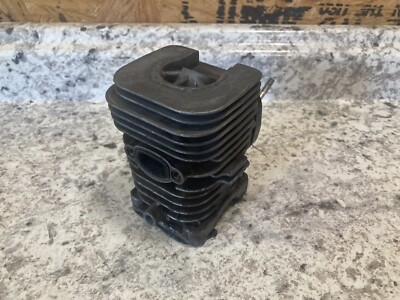 Poulan 2150 Super Clean Chainsaw Cylinder Head Kit Jug with Crankcase Cap
