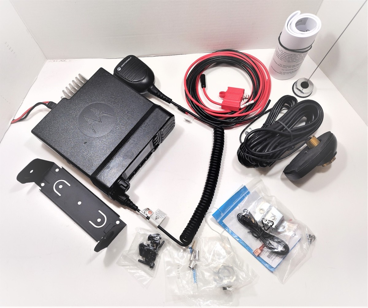 Motorola XPR5550 UHF Mobile Two-Way Radio AAM28QPN9KA1AN & FULL