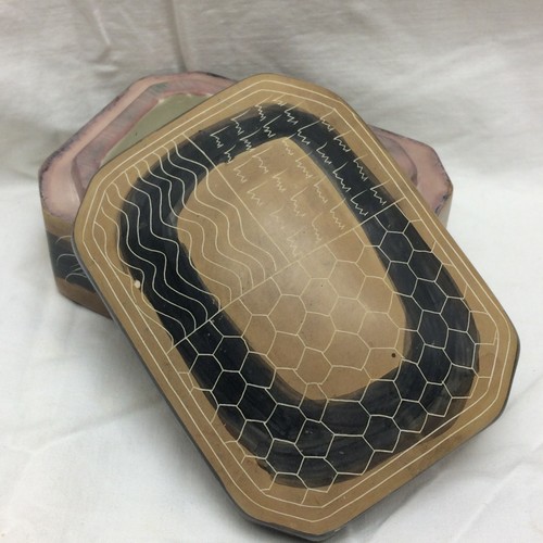 Vintage Trinket Box Stoneware Honey Comb Pattern Incised - Picture 8 of 8