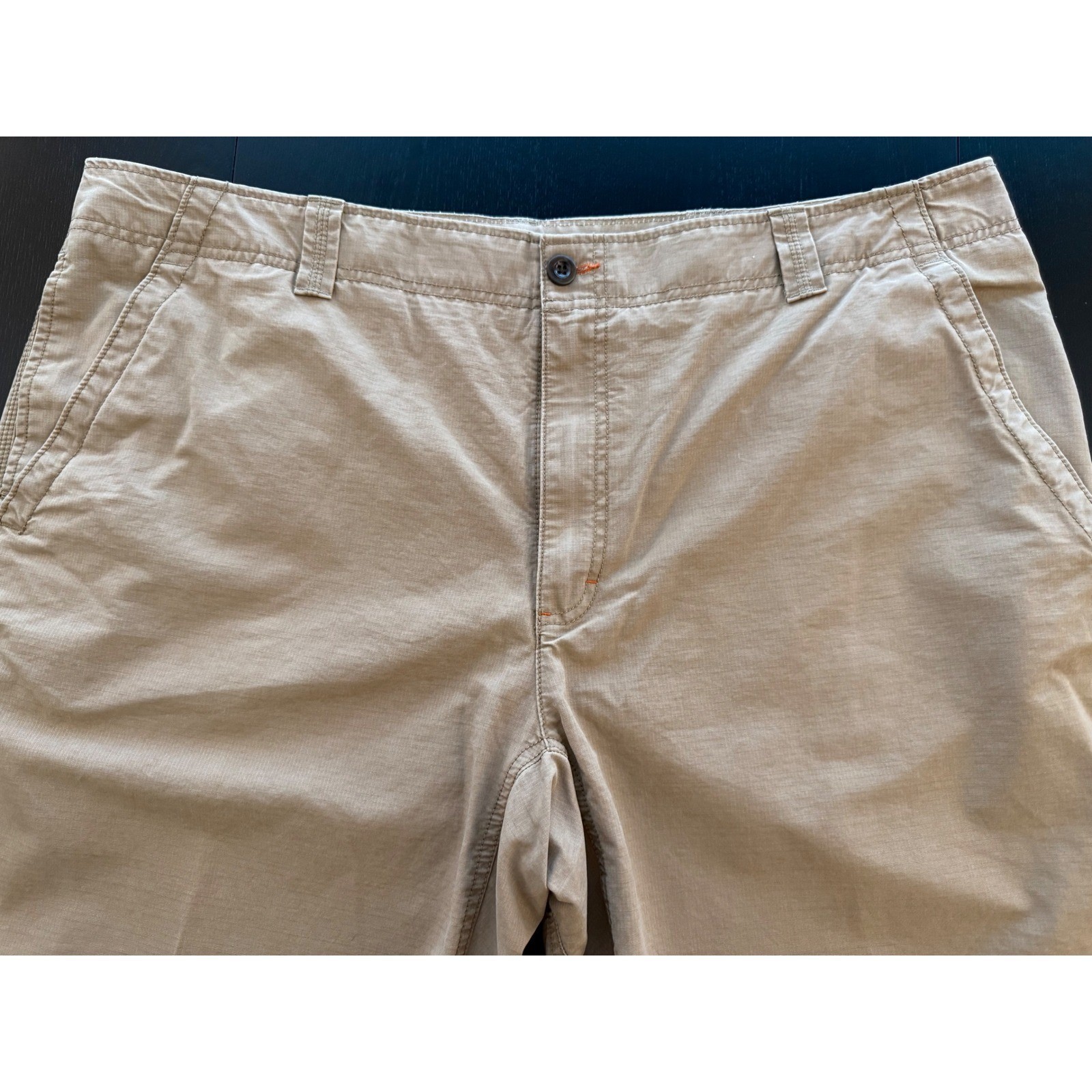 L.L. Bean Mens Natural Fit Chino Pant Size 44x29 Khaki 100% Cotton Comfort